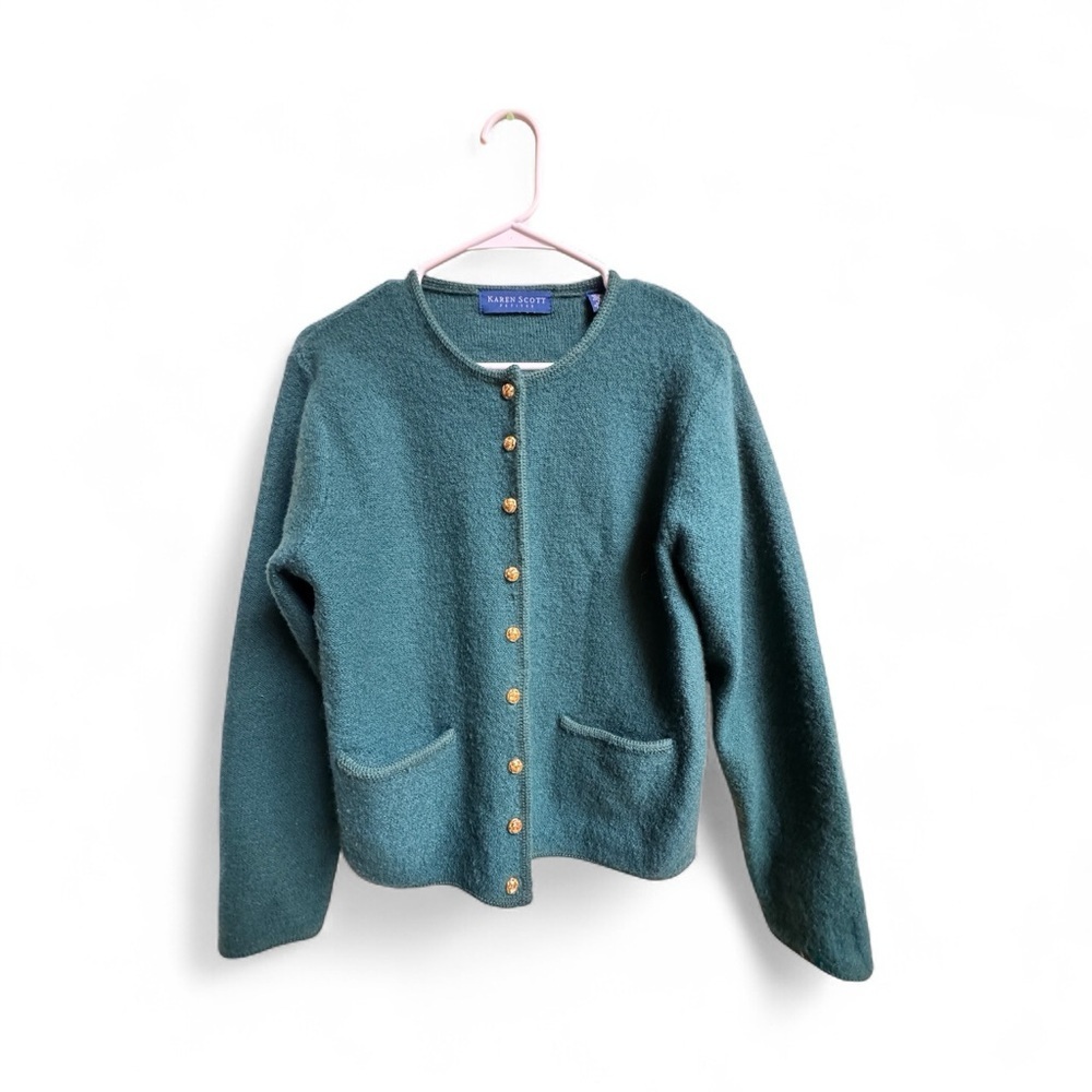 Karen Scott Women’s Petite Medium Green 100% Wool Cardigan Gold Button Sweater